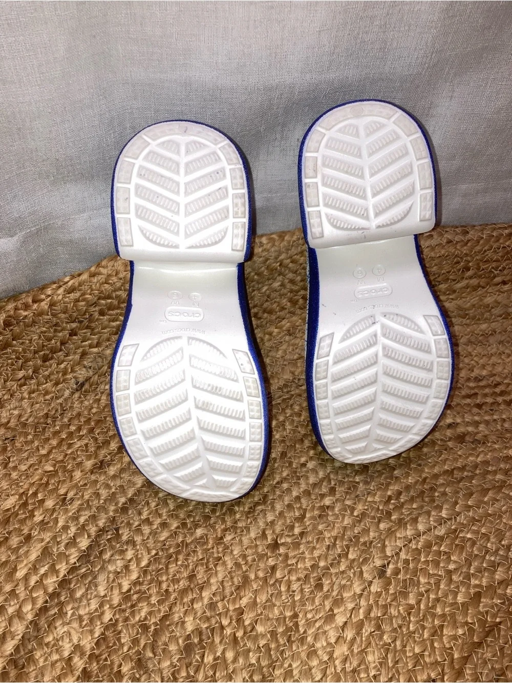 CROCS White & Blue Hello Kitty Platform Clogs with Red Bow Charm